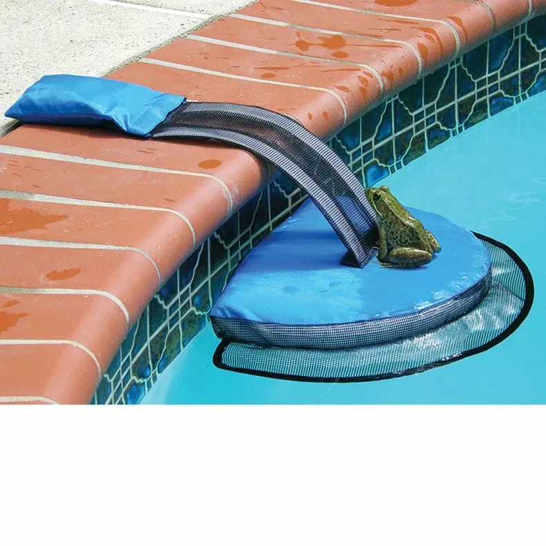 Swimline FrogLog Escape Ramp
